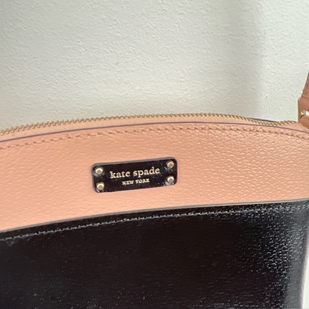 Kate Spade Jeanne Crossbody Bag. Black/ Blush - Picture 5 of 10